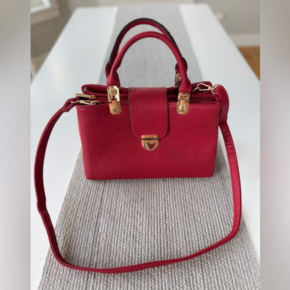 DASEIN Red Statement Handbag Purse Shoulder Bag with Bright Gold Brass Hardware - Picture 5 of 16